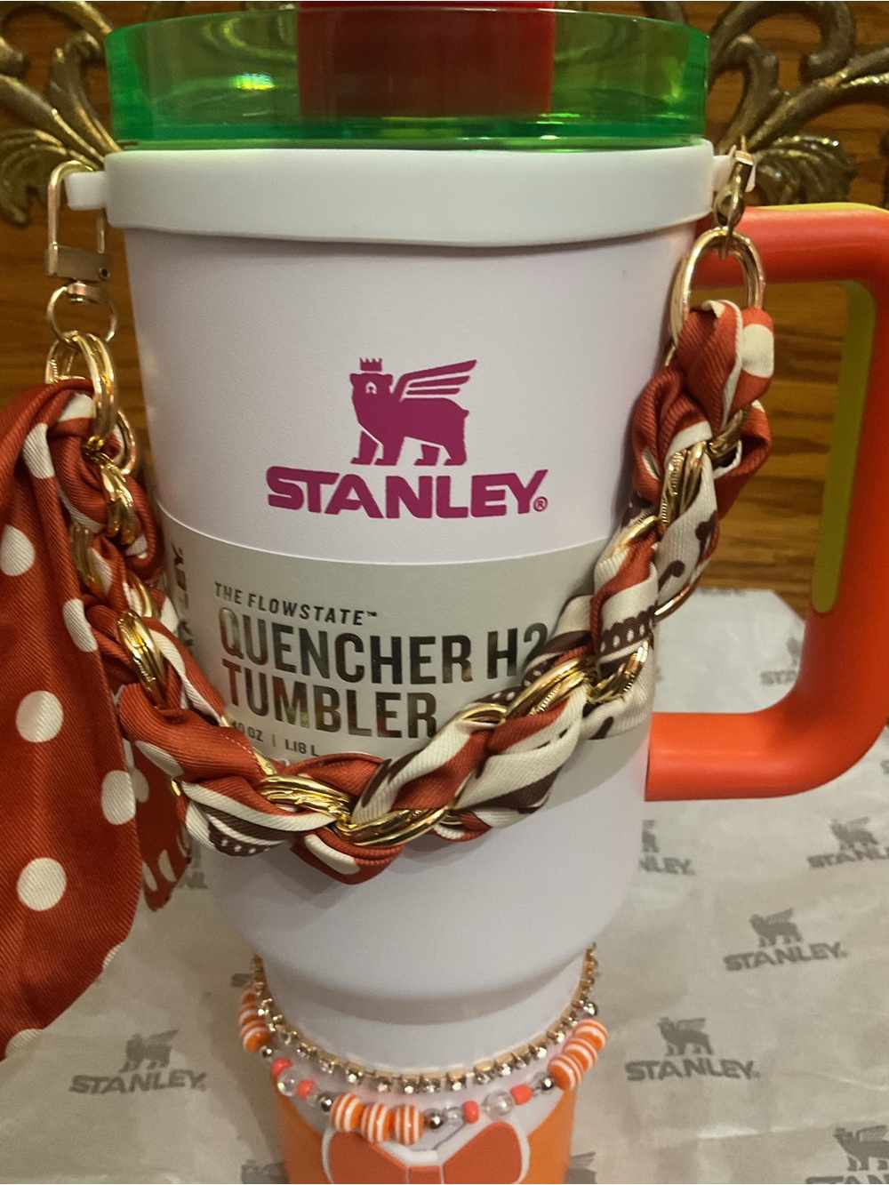 Stanley White Colorway 40oz Quencher H2.0 Tumbler with Decorative accessories - Picture 5 of 9